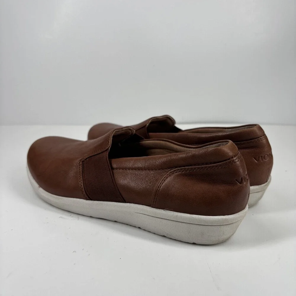 Vionic Magnolia Gianna Women's US 7.5 Tan Leather Comfort Slip-On Flat Loafers